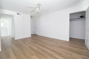 6940A Sunset Dr S, South Pasadena, FL 33707 - Photo 4