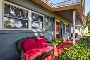 11048 116th St, Seminole, FL 33778 - Photo 4