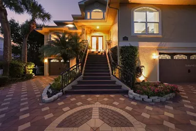 103 Royal Court, Safety Harbor, FL 34695 - Photo 4