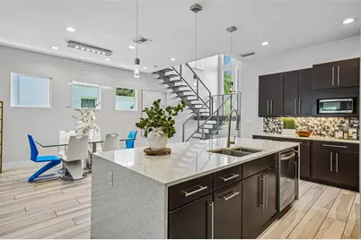 2706 W Trilby Avenue, Tampa, FL 33611 - Photo 16