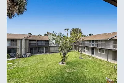 6328 Newtown Circle #B4, Tampa, FL 33615 - Photo 2