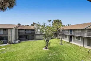 6328 Newtown Cir, Tampa, FL 33615 - Photo 2