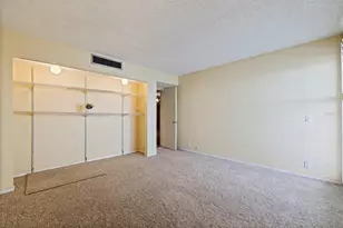 5700 Mariner St, Tampa, FL 33609 - Photo 32