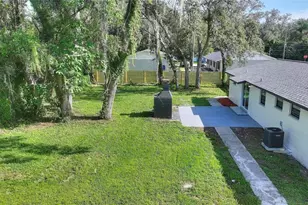 10020 N 10th St, Tampa, FL 33612 - Photo 32