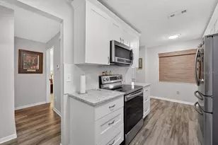 1601 43rd Street N, Saint Petersburg, FL 33713 - Photo 12
