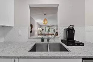 1601 43rd Street N, Saint Petersburg, FL 33713 - Photo 10