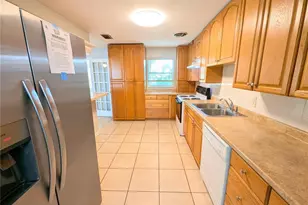 4502 S Trask St, Tampa, FL 33611 - Photo 10
