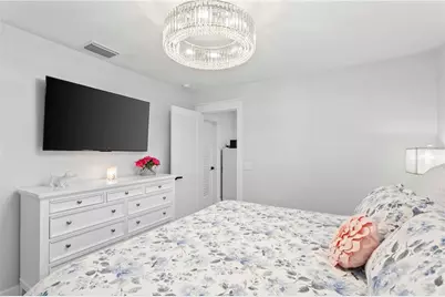 6947 S Shore Drive S, South Pasadena, FL 33707 - Photo 18