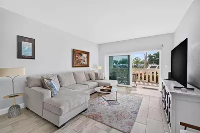 1200 N Shore Drive NE #104, Saint Petersburg, FL 33701 - Photo 4
