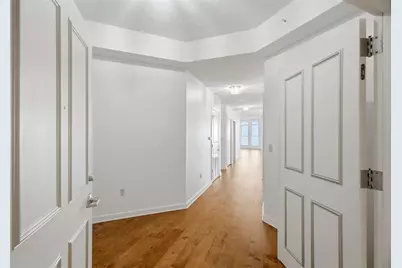 288 Beach Drive NE #10B, Saint Petersburg, FL 33701 - Photo 8