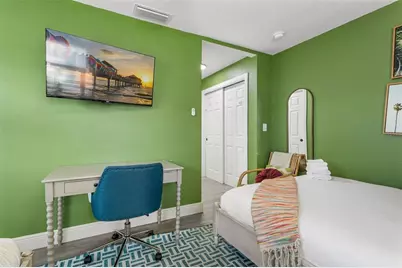 412 Deville Drive E, Largo, FL 33771 - Photo 20