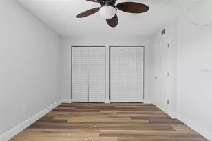 275 Capri Cir N, Treasure Island, FL 33706 - Photo 20