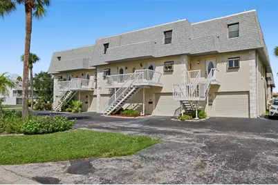 275 Capri Circle N #105, Treasure Island, FL 33706 - Photo 2