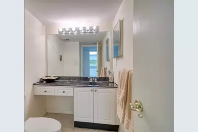 7600 Bayshore Drive #202, Treasure Island, FL 33706 - Photo 16