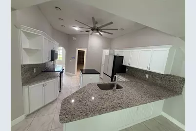 173 Portland Avenue, Spring Hill, FL 34606 - Photo 10
