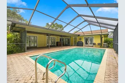 13903 Middle Park Drive, Tampa, FL 33624 - Photo 4