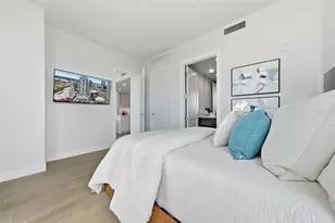 301 1st St S, Saint Petersburg, FL 33701 - Photo 30