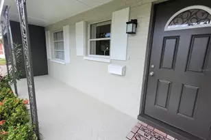 137 Midway Island, Clearwater, FL 33767 - Photo 2