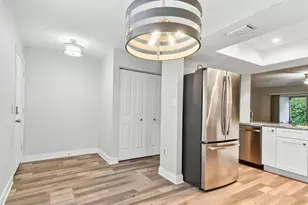14027 Notreville Way, Tampa, FL 33624 - Photo 4