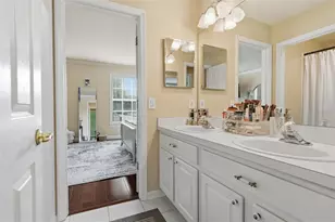 19150 Dove Creek Dr, Tampa, FL 33647 - Photo 22
