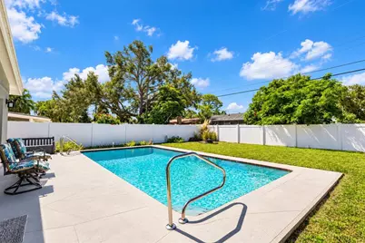 4223 Narvarez Way S, Saint Petersburg, FL 33712 - Photo 2