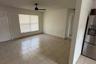 2461 Chestnut Woods Dr, Lakeland, FL 33815 - Photo 6