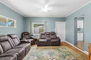 5601 Bay St NE, Saint Petersburg, FL 33703 - Photo 8