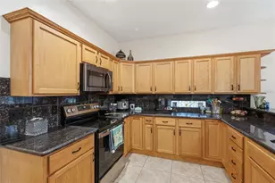 4521 Juanita Way S, Saint Petersburg, FL 33705 - Photo 18