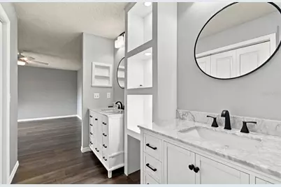 15431 W Pond Woods Drive #15431, Tampa, FL 33618 - Photo 30