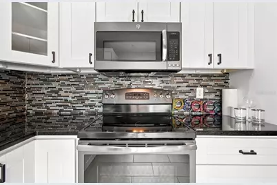 15431 W Pond Woods Drive #15431, Tampa, FL 33618 - Photo 18
