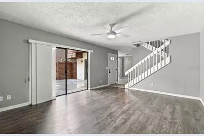15431 W Pond Woods Drive #15431, Tampa, FL 33618 - Photo 8