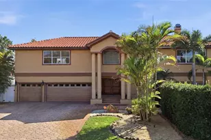 303 Sunny Ln, Belleair, FL 33756 - Photo 6