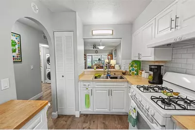 1195 Mission Hills Boulevard #37C, Clearwater, FL 33759 - Photo 8