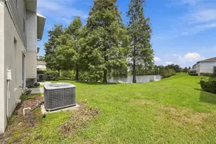 4709 Ashburn Pond Way, Tampa, FL 33610 - Photo 50