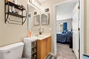 4709 Ashburn Pond Way, Tampa, FL 33610 - Photo 38