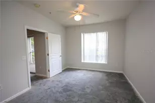 9401 Crescent Loop Cir, Tampa, FL 33619 - Photo 12