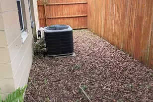 10325 N Armenia Ave, Tampa, FL 33612 - Photo 20