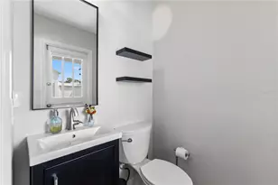 1030 32nd Ave N, Saint Petersburg, FL 33704 - Photo 28