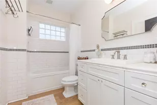 3114 W Hawthorne Rd, Tampa, FL 33611 - Photo 40