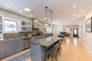 3114 W Hawthorne Rd, Tampa, FL 33611 - Photo 22