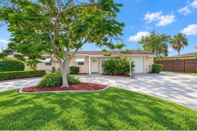 9398 Sun Isle Drive NE, Saint Petersburg, FL 33702 - Photo 1