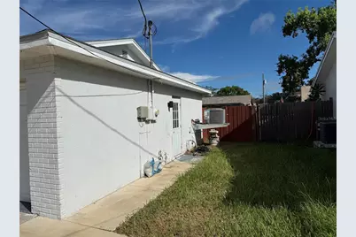 8611 Longboat Lane, Hudson, FL 34667 - Photo 2