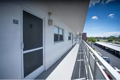 5501 80th Street N #303, Saint Petersburg, FL 33709 - Photo 18