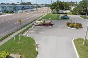 5501 80th St N, Saint Petersburg, FL 33709 - Photo 2