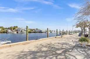 1081 S Pointe Alexis Dr, Tarpon Springs, FL 34689 - Photo 40