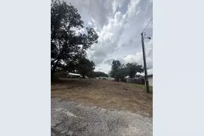 6042 Lewis Drive, Zephyrhills, FL 33542 - Photo 6