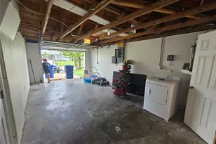 2055 Norfolk Dr, Holiday, FL 34691 - Photo 20