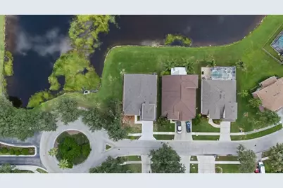 10704 Banfield Drive, Riverview, FL 33579 - Photo 8