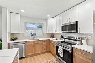 1630 Dale Cir N, Dunedin, FL 34698 - Photo 14