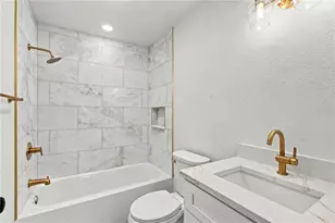 1630 Dale Cir N, Dunedin, FL 34698 - Photo 26